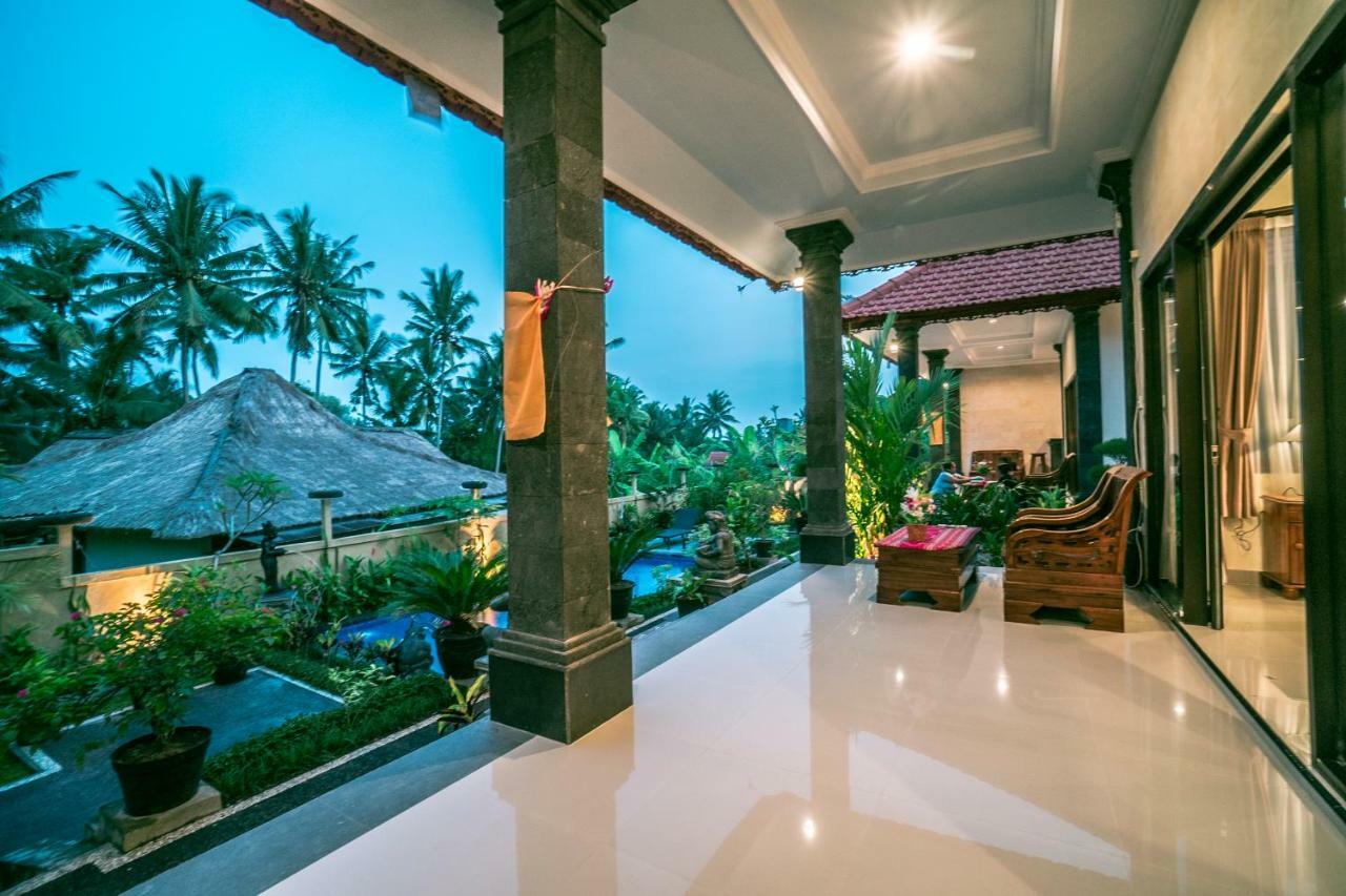 Putri Sari Ubud